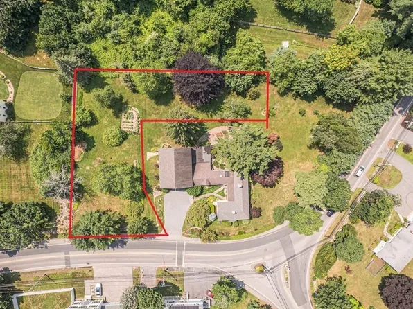 335 Salem St, North Andover, MA 01845