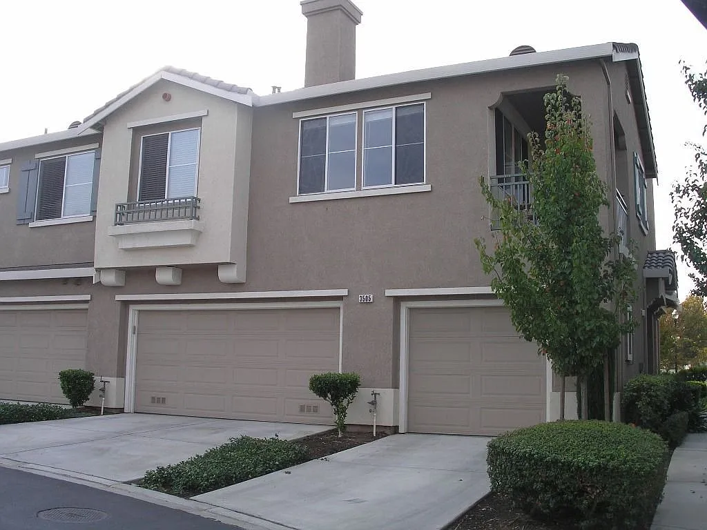 3509 Jasmine Cir photo 1