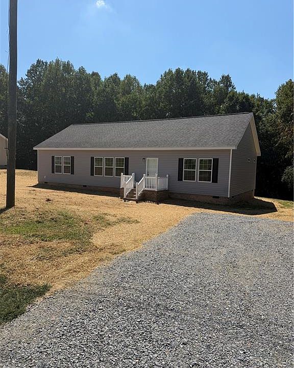 1st image of 5103 Center Rd