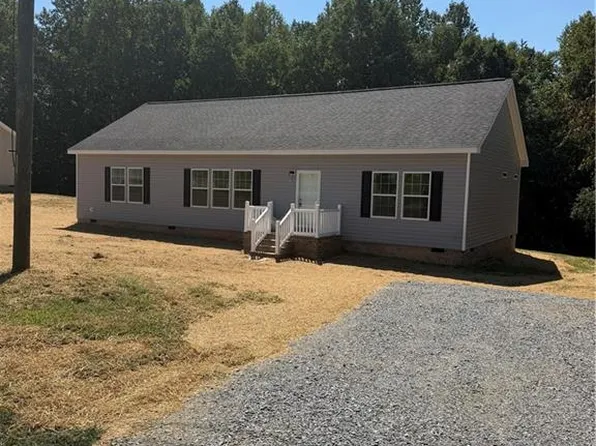 5103 Center Rd, Jonesville, NC 28624