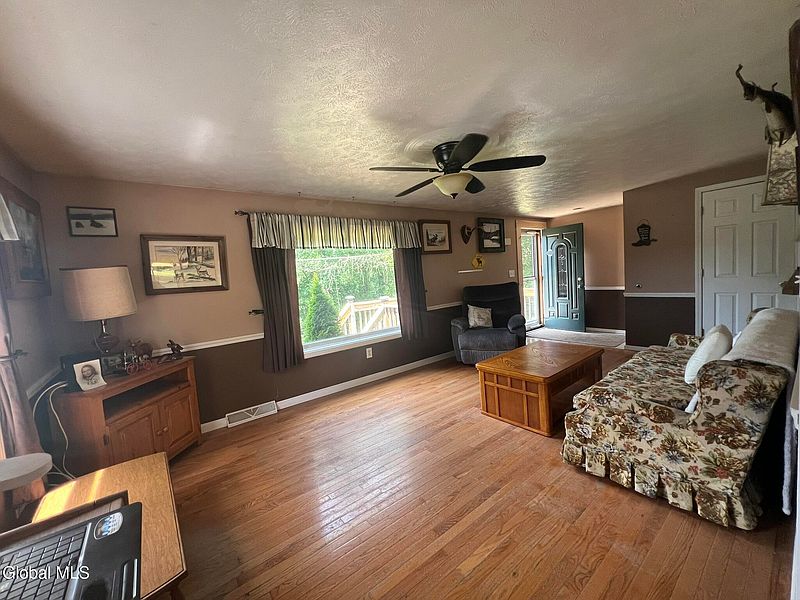 3rd image of 110 Jack Halloran Road