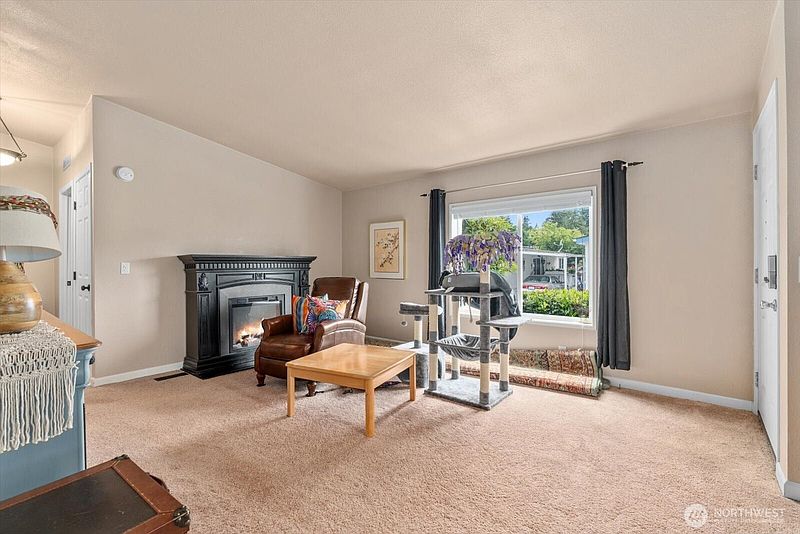 4th image of 23825 15th Avenue SE #185