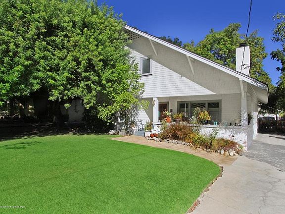 2nd image of 992 N Mar Vista Ave