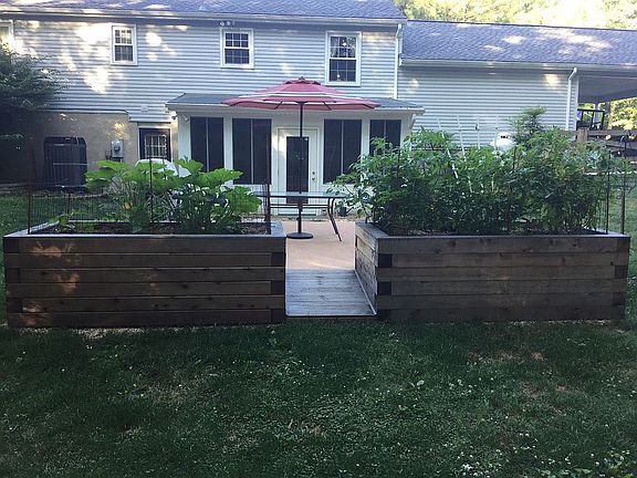 2nd image of 303 Huckstep Ave