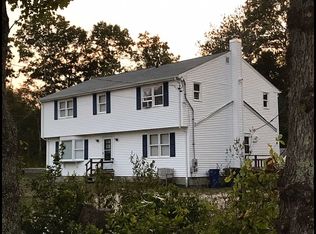 310 Shumankanuc Hill Rd, Charlestown, RI 02813