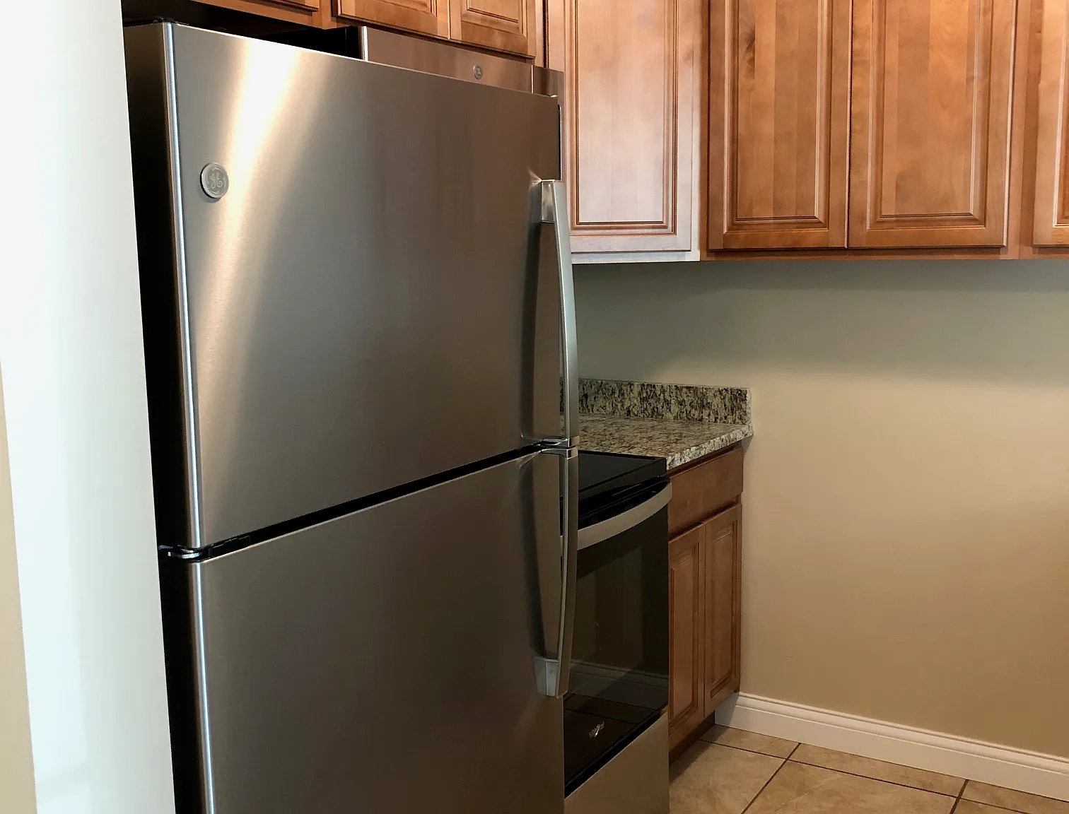 3 bed, 1095 sqft, $1,500 — Photo 3