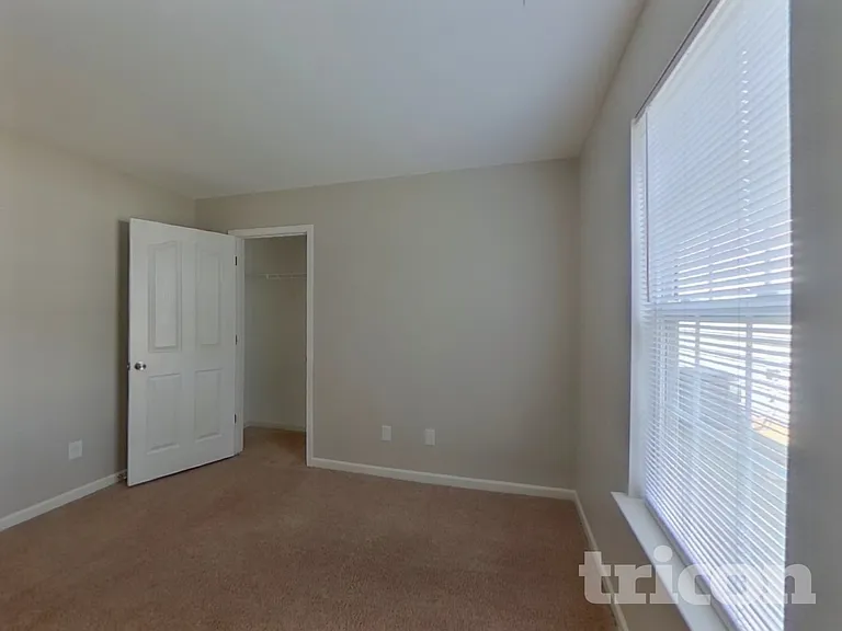2856 Oasis Ln — Photo 12