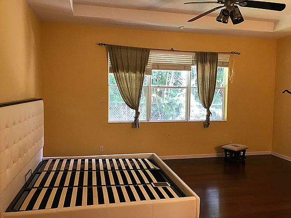 4th image of 4126 Woodhill Pl