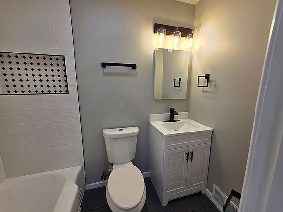 5th image of 913 Peralta St Unit A