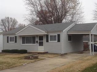 1866 W Clark St, Saint Charles, MO 63301