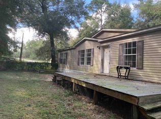208 Oklahoma Ave, Satsuma, FL 32189