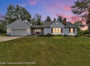 5401 W Howe Rd, Dewitt, MI 48820