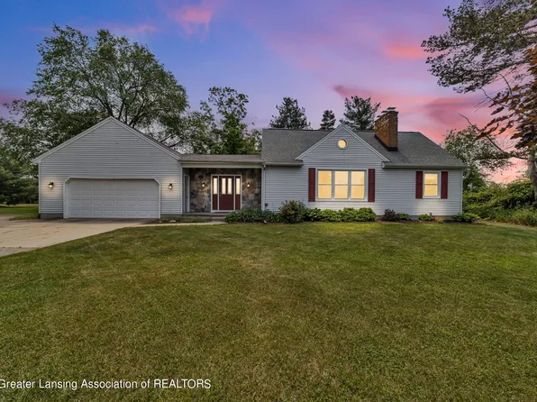5401 W Howe Rd, Dewitt, MI 48820