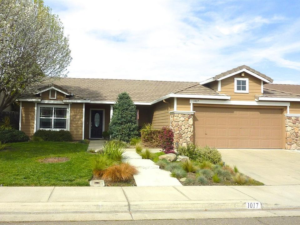 1st image of 1017 Arrowwood Ln