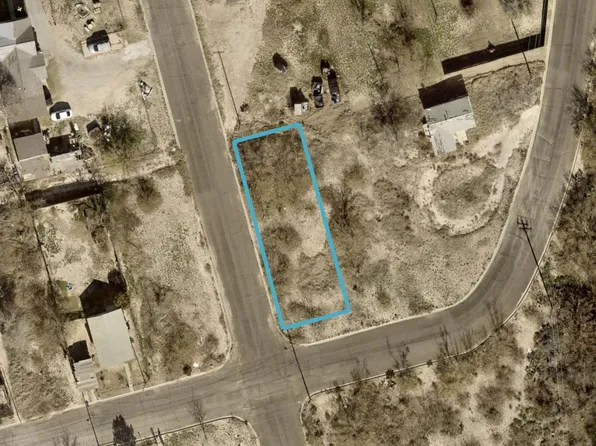 910 NW 1st St, Big Spring, TX 79720