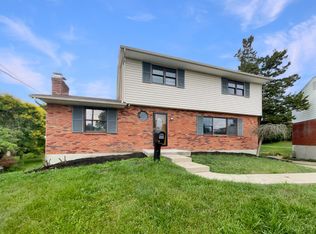 3198 Sunnyhollow Ln, Cincinnati, OH 45239