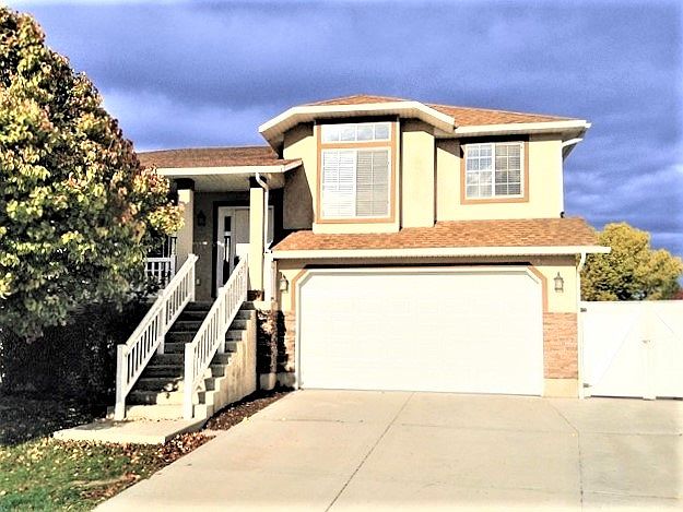 1st image of 3374 W Brookway Dr