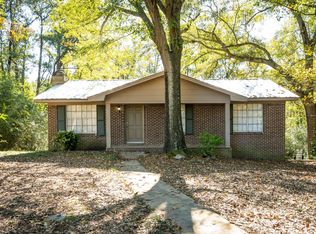 933 Crestview Ln, Adamsville, AL 35005