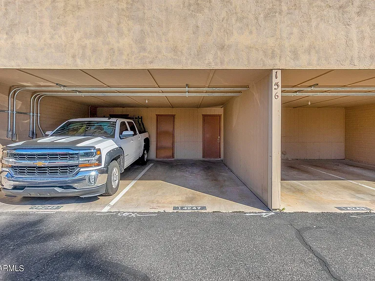 14247 N Boxwood Ln — Photo 16
