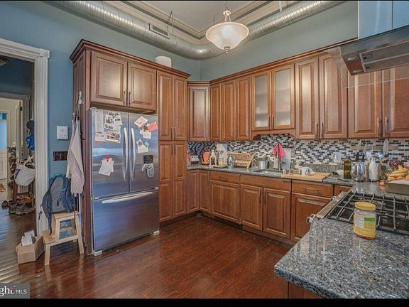 5th image of 1125 Saint Paul St APT 2