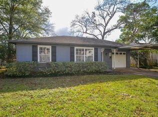 7211 Raton St, Houston, TX 77055