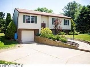 2043 Bull Dr, Kent, OH 44240