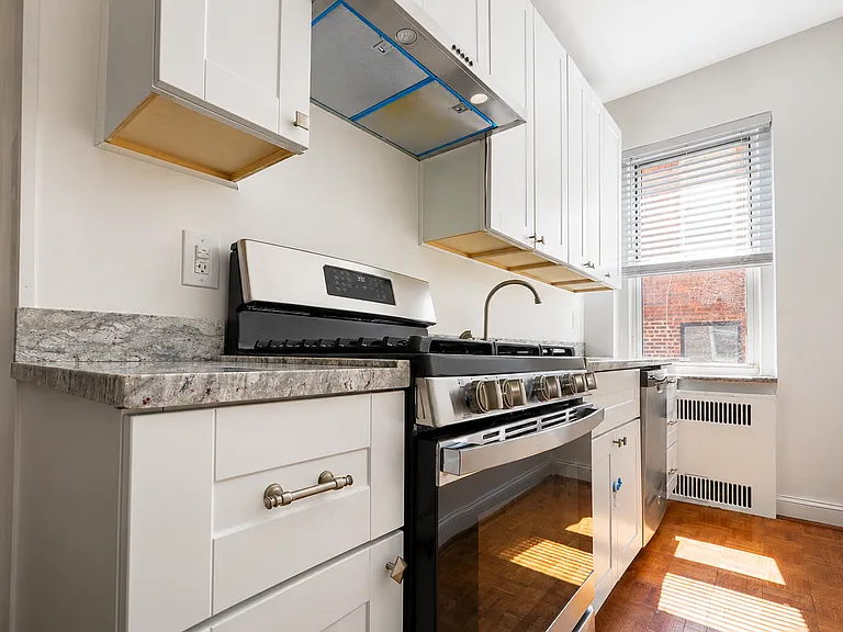 1500 Ocean Pkwy #1E — Photo 8