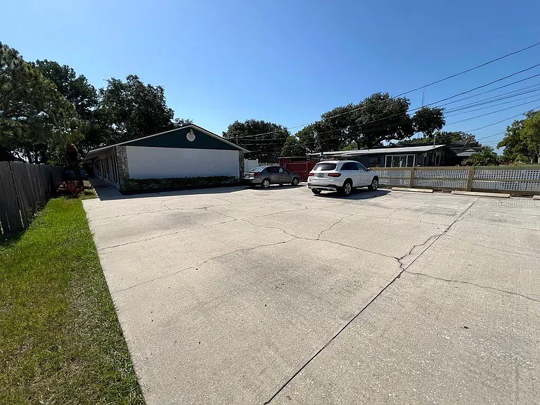 2773 Cypress Dr #C — Photo 28