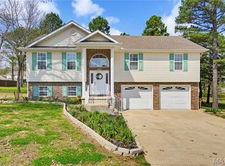 233 Anna Dr, Poplar Bluff, MO 63901