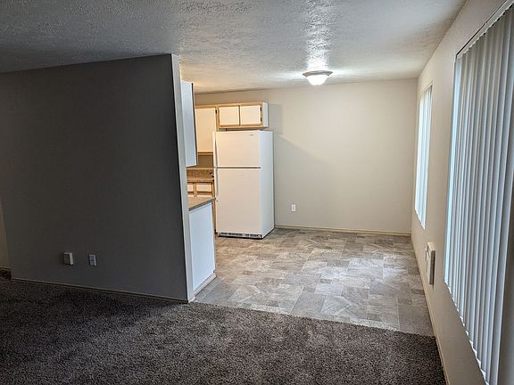 5th image of 1340-1376 W Locust St #1354