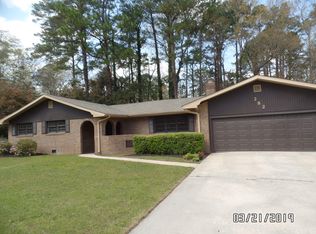282 Lakeshore Dr, Warner Robins, GA