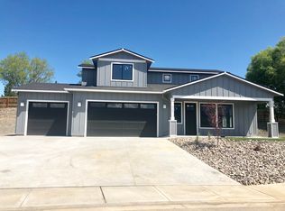 2727 SE Falcon View Dr, East Wenatchee, WA 98802