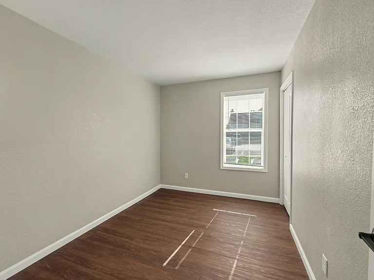 2140 E Crawford St #2 — Photo 7
