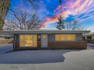 403 Todd St, Park Forest, IL 60466