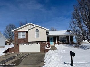 4016 Oxford Rd, Jefferson City, MO 65109