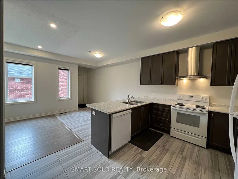 1046 Murrell Blvd — Photo 11