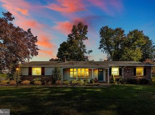 420 Bishop Hollow Rd, Newtown Square, PA 19073