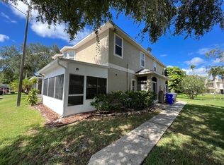 40 Emerald Bay Dr, Oldsmar, FL 34677