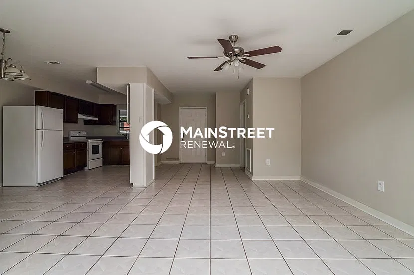 6129 Hialeah St — Photo 3