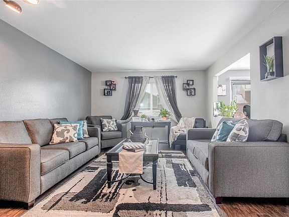 4th image of 18034 E Idaho Pl