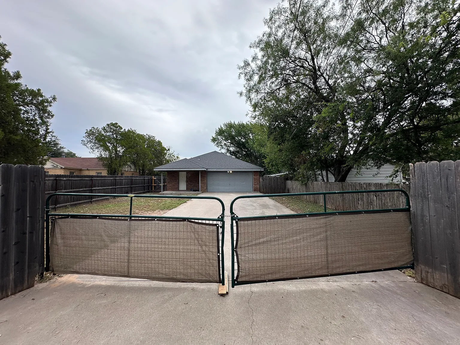 3 bed, 1398 sqft, $2,695 — Photo 4