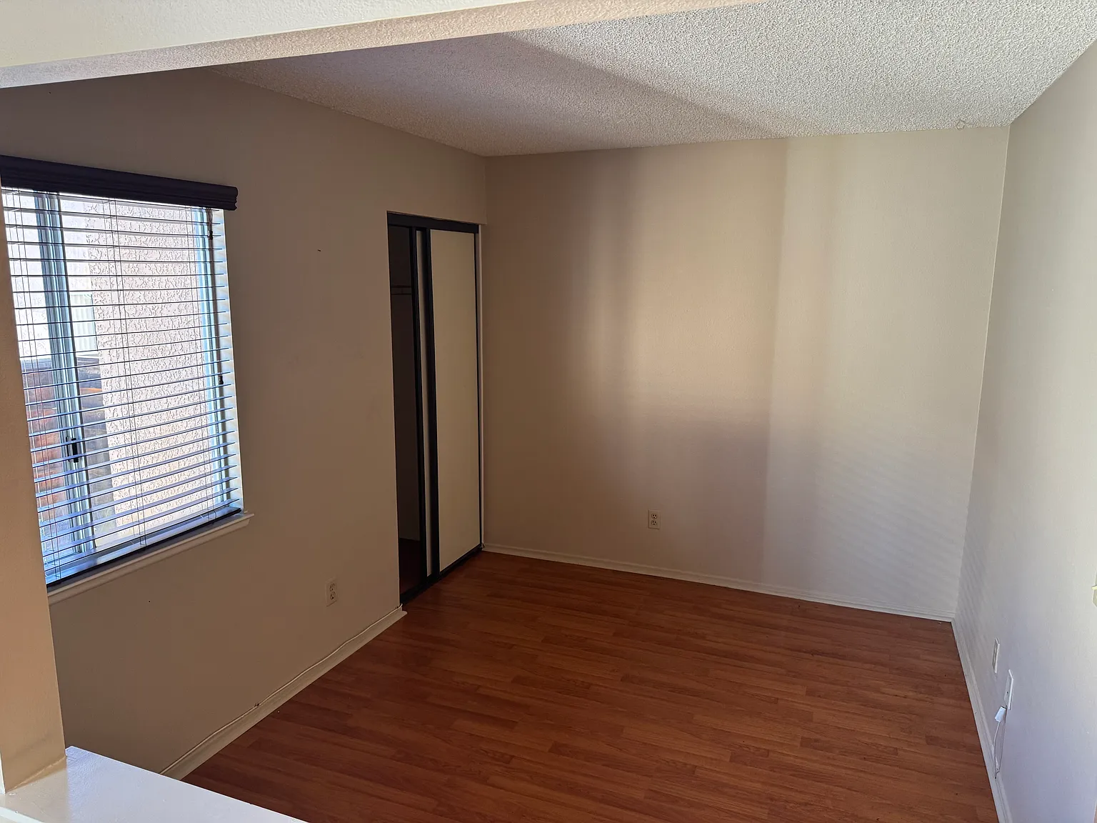 3 bed, 1257 sqft, $3,150 — Photo 4