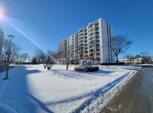 9009 Golf Rd UNIT 8E, Des Plaines, IL 60016