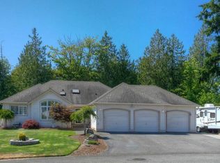 6407 Grand Pine Loop NE, Bremerton, WA 98311