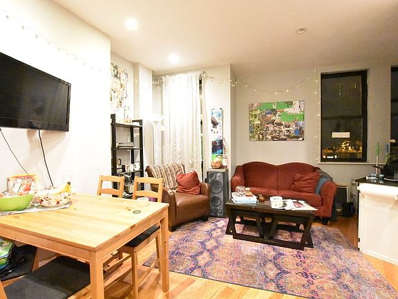 3rd image of 25 Fort Washington Ave APT 3B