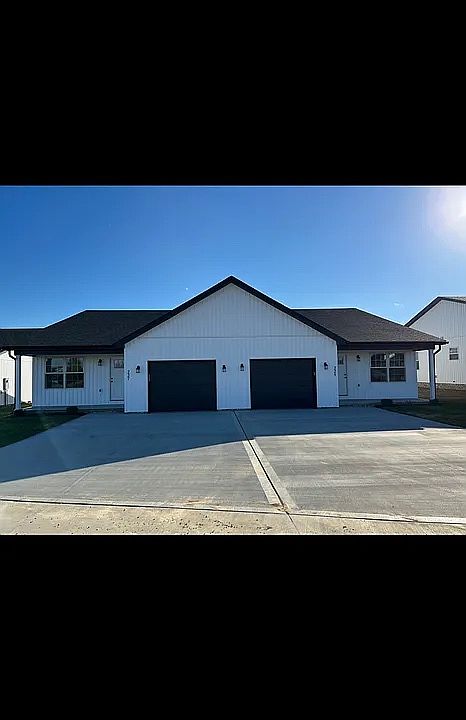 1st image of 227 Wyldwood Way