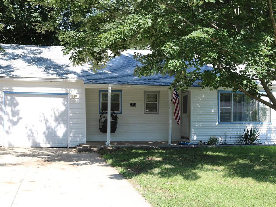 1st image of 2316 SW Madeline Ln