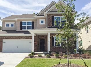 5715 Castlecove Rd, Charlotte, NC 28278