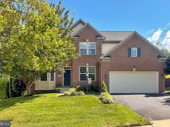 (undisclosed Address), Triangle, VA 22172