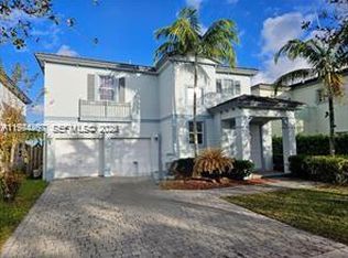 165 NE 32nd Ter, Homestead, FL 33033